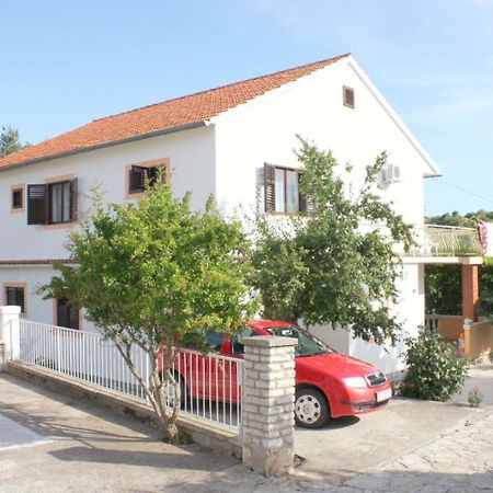 Apartments Slavica - Free Parking Jezera Exterior photo