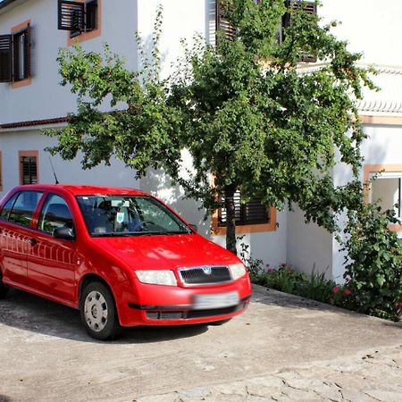 Apartments Slavica - Free Parking Jezera Exterior photo
