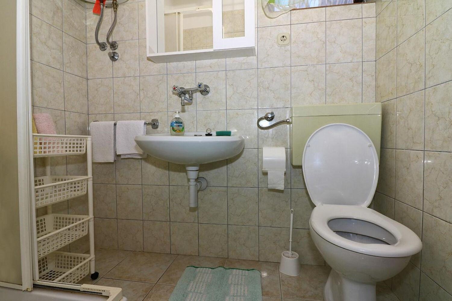 Apartments Slavica - Free Parking Jezera Exterior photo